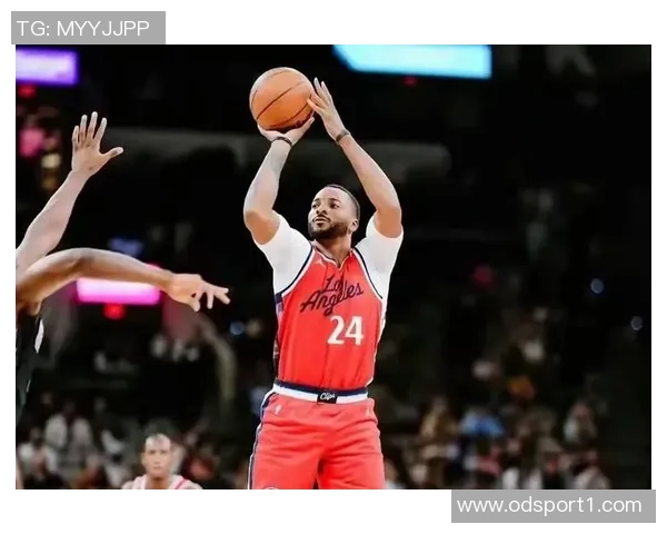 鲍威尔谈快船交易内幕期待球队给出真实解释与职业态度