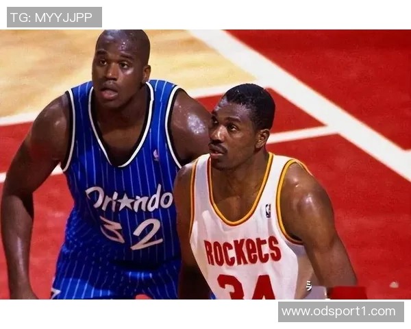 奥尼尔盛赞勇士团队配合认为五人组默契超越其他球队